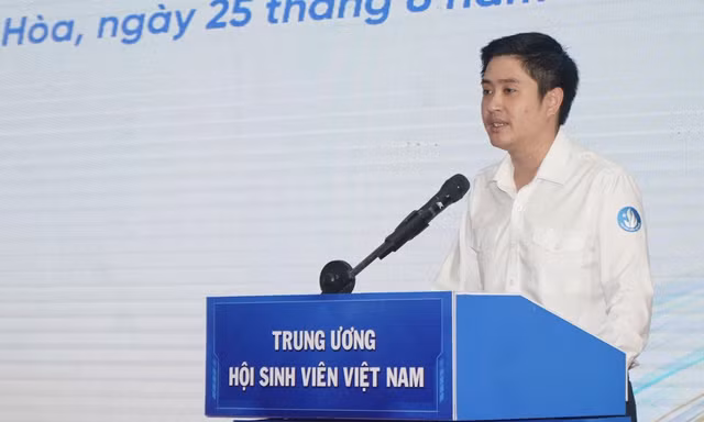 Tiếp tục phát huy vai trò của sinh viên trong khoa học, công nghệ và đổi mới sáng tạo