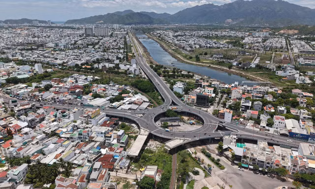 Tập đoàn Phúc Sơn thi công tiếp dự án 'lụt' 10 năm ở Nha Trang