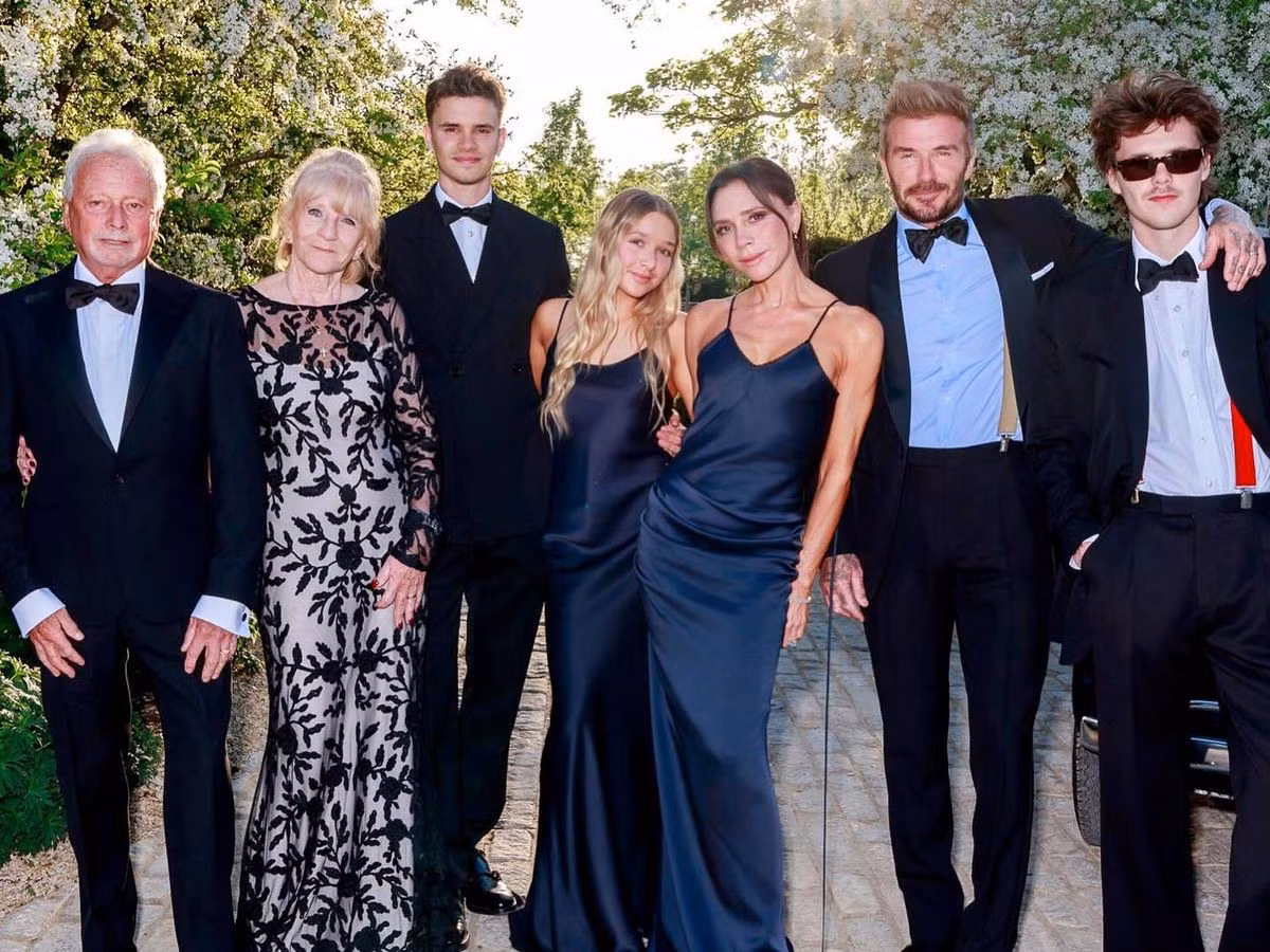 Tin đồn rạn nứt giữa hai gia đình Beckham và Peltz đã âm ỉ từ lâu.