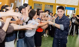 Jun Phạm nhắn gửi đến các fan: 'Thích một người nên làm cuộc đời mình rộng hơn'
