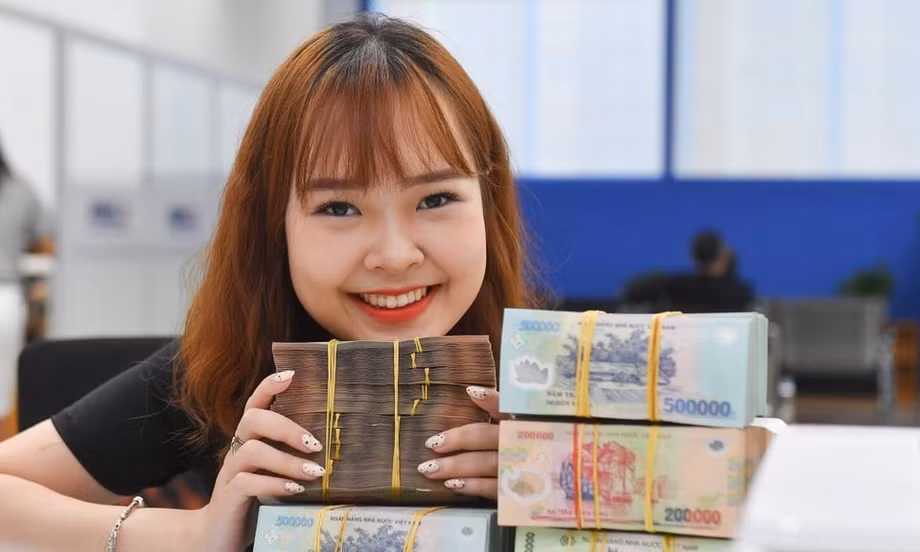 Người dân để hơn 1,2 triệu tỷ đồng nhàn rỗi trong tài khoản ngân hàng