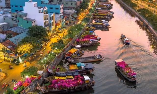 Lên lịch vi vu Chợ hoa Xuân Trên bến dưới thuyền 2026 với các hoạt động hấp dẫn