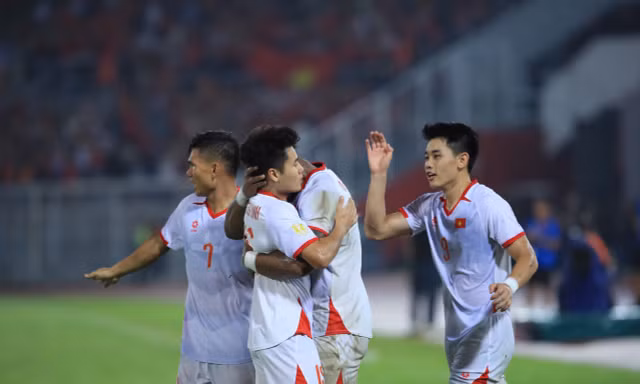 VFF thưởng nóng 1,5 tỷ đồng cho tuyển Việt Nam sau chiến thắng Malaysia