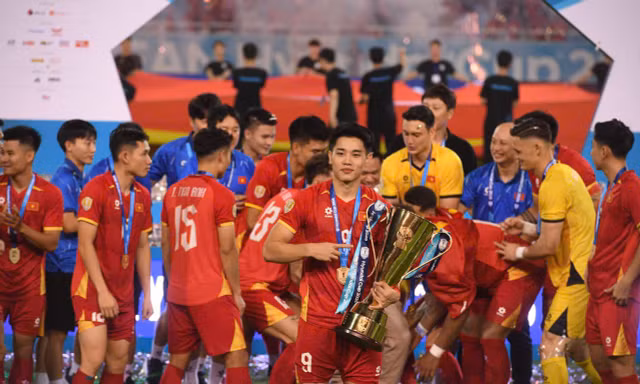 Vì sao Nguyễn Đình Bắc không dự ASIAD 20?