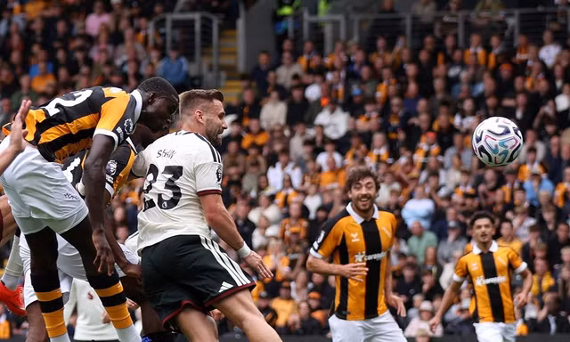 Trực tiếp Hull City vs MU 2-0 (H2): Vào!!! MU thua bàn thứ 2 