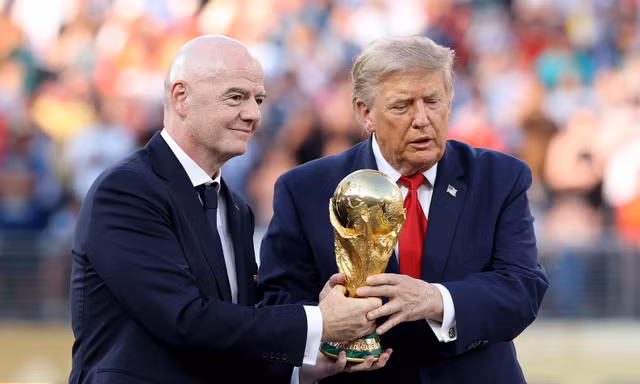 IOC từ chối điều tra Chủ tịch FIFA Infantino trong bê bối liên quan đến Tổng thống Trump 