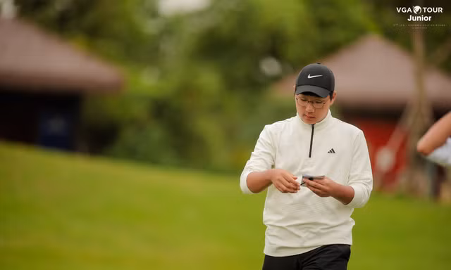Golfer người Hàn Quốc viết lịch sử tại hệ thống giải trẻ VGA Junior Tour