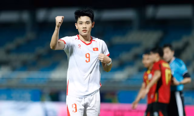 Hấp dẫn cuộc đua Vua phá lưới ASEAN Cup 2026: Đình Bắc dẫn đầu 