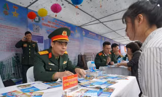 Bộ Quốc phòng công bố đề tham khảo kì thi đánh giá năng lực
