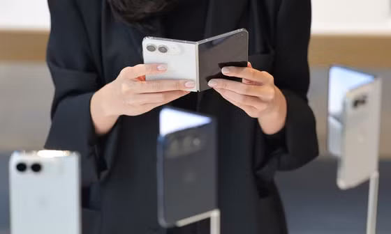 'Cú sốc' nứt màn hình iPhone Duo cũng chưa bằng nỗi thất vọng này của dân Tech Geek 