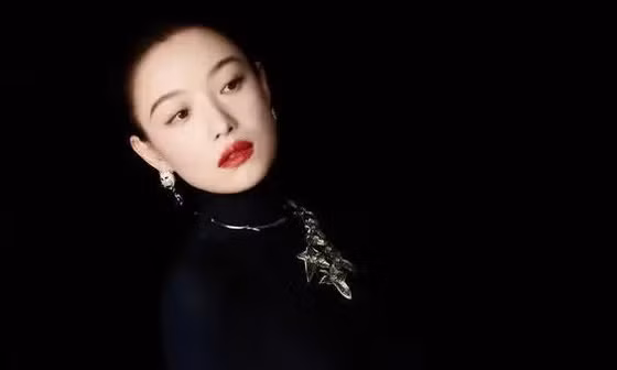 Nghê Ni, ví dụ độc đáo trong ngành giải trí