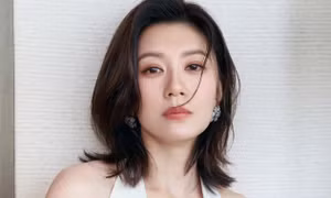 Khổ như 'Triệu Mẫn' Giả Tịnh Văn