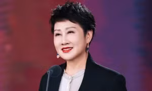Người ra quy định làm thay đổi cả showbiz 