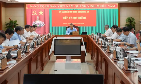 Ủy ban Kiểm tra Trung ương kỷ luật Khiển trách Chi bộ Cục Xuất bản, In và Phát hành