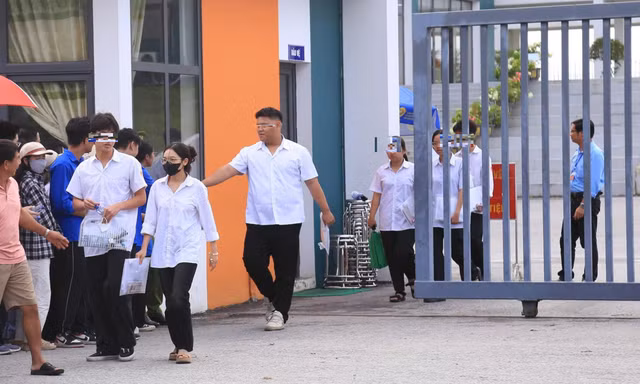 Khi nào thí sinh Chuyên Tuyên Quang biết điểm trúng tuyển đại học?
