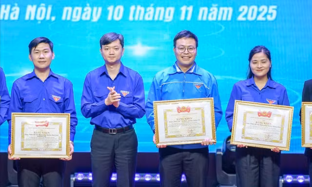 Dấu ấn đảm nhận việc mới, việc khó của sinh viên Thủ đô