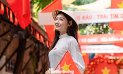 Người Đà Nẵng check-in những góc cờ hoa rực rỡ dịp Quốc khánh