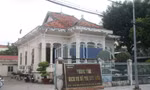 Căn nhà cổ bị bỏ hoang ở Cà Mau