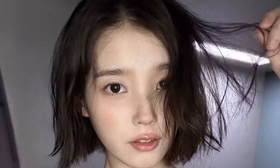 IU bị dị ứng tiếp xúc nghiêm trọng