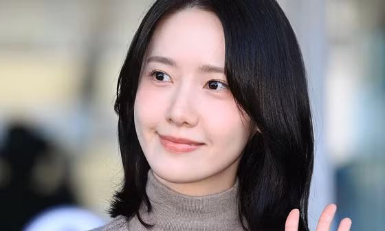 Yoona mang thai?