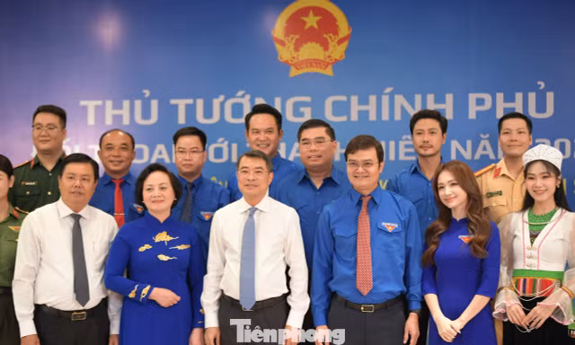 Thúc đẩy cơ chế đặt hàng và trọng dụng nhân tài