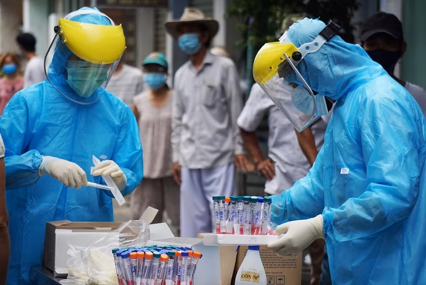 Công tác xét nghiệm COVID -19