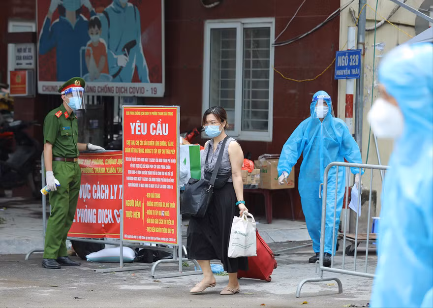 Khu vực cách ly tại phường Thanh Xuân Trung, Thanh Xuân, Hà Nội. Ảnh: Như Ý 
