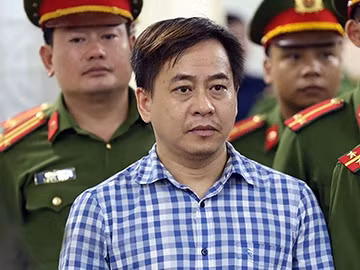 Ông Phan Văn Anh Vũ - Vũ “nhôm” tại một phiên tòa. Ảnh: TTXVN