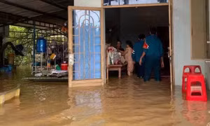 Mưa lớn kéo dài, nhiều khu vực ở TP. Đồng Nai ngập sâu