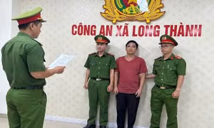 Bị xử lý hành chính vẫn tiếp tục tái phạm, một 'cát tặc' ở Đồng Nai bị khởi tố