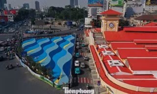 Tin mới về đề xuất dừng chỉnh trang chợ Bến Thành, Hồ Con Rùa