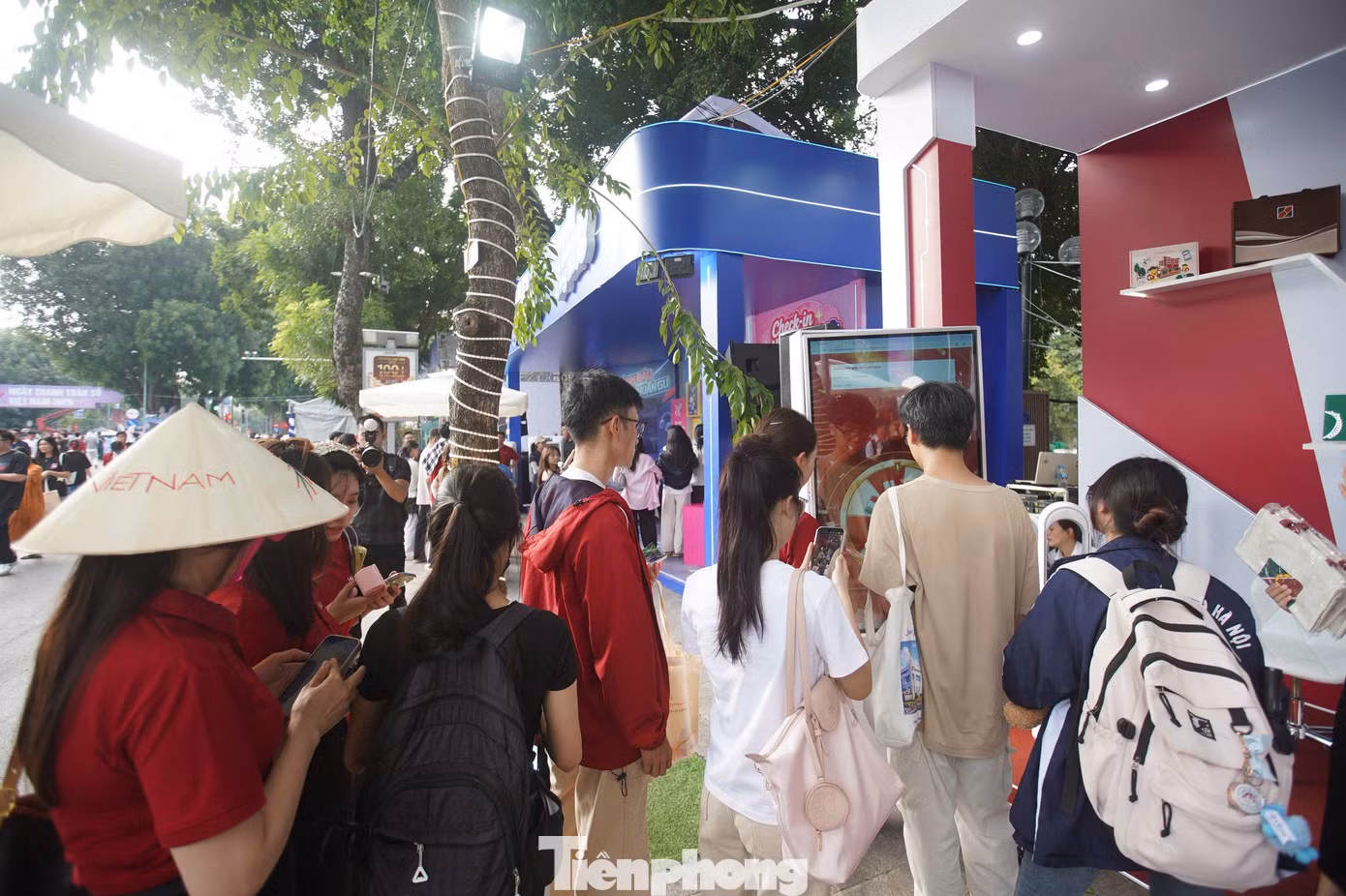 tp_songchieu3.jpg