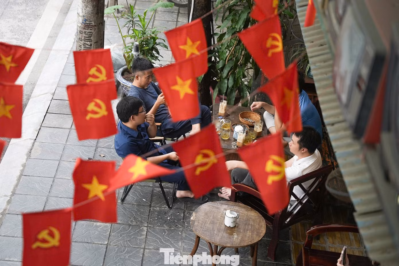 tp-cfnhac2.jpg