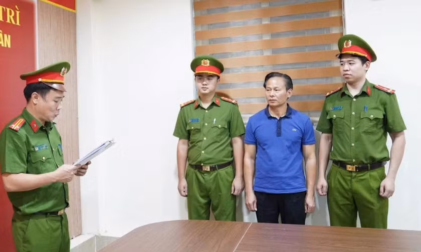 Khởi tố 7 bị can trong vụ khai thác đất trái phép, thu lợi hơn 25 tỷ đồng ở Phú Thọ