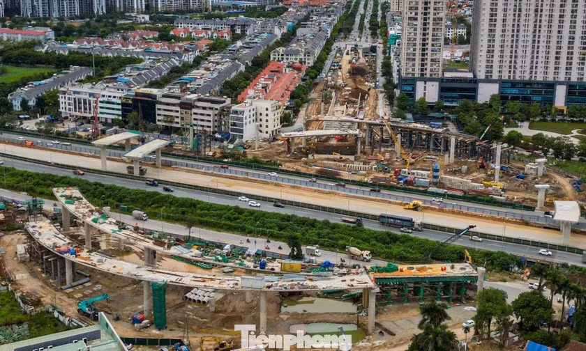 Toàn cảnh nút giao gần 2.400 tỷ đồng đang thành hình ở cửa ngõ phía Tây Hà Nội
