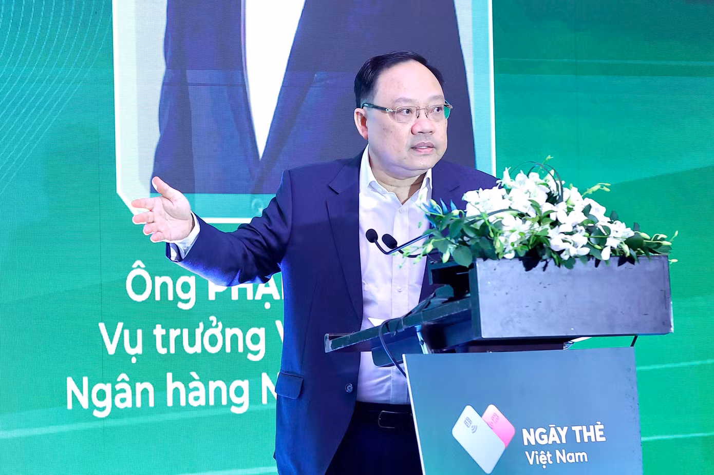 pham-anh-tuan.jpg