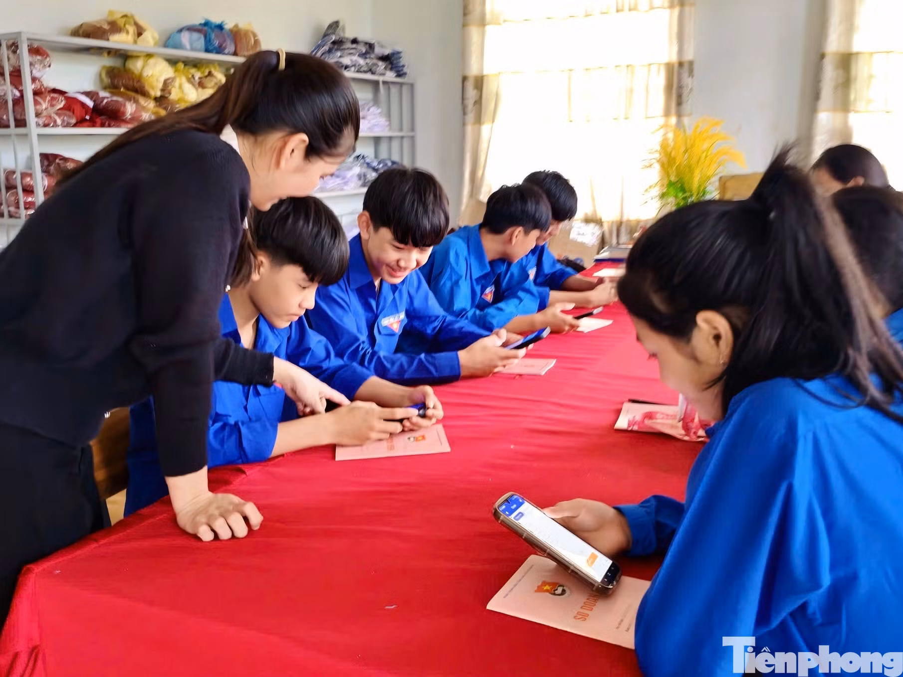Từ đầu năm đến nay, các cấp bộ Đoàn trên địa bàn tỉnh Lâm Đồng tổ chức hơn 50 lớp tập huấn kỹ năng số, hướng dẫn sử dụng công cụ học tập trực tuyến và ứng dụng trí tuệ nhân tạo cho đoàn viên.