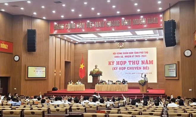 Bãi nhiệm Phó Chủ tịch UBND tỉnh Phú Thọ Nguyễn Huy Ngọc