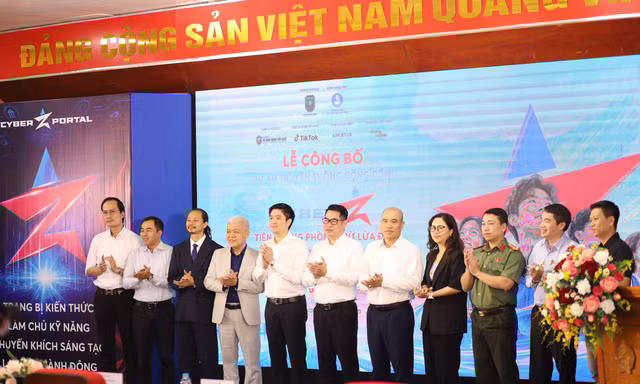 Giúp sinh viên không mắc bẫy lừa đảo