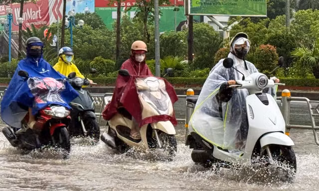 Mưa lớn ở miền Bắc kéo dài thêm