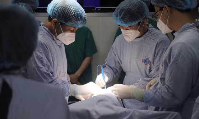 Điều trị đa mô thức giúp bệnh nhân ung thư phổi giai đoạn cuối hồi phục kì diệu