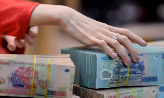 Mẹ đóng phí bảo hiểm, con trai đột ngột qua đời: Bạn gái của con nhận hơn 1 tỷ