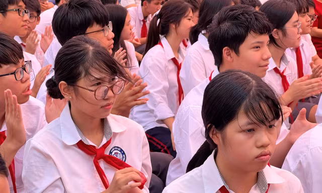 Thi vào lớp 10 chỉ hai môn, liệu có xem nhẹ môn học khác?