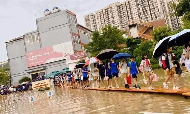 Sở GD&ĐT Hà Nội nói gì khi không cho học sinh nghỉ học sớm?