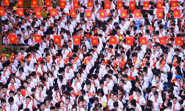 Học sinh Trường THCS Hoàng Liệt (Hà Nội), ngôi trường sau sáp nhập có 6.100 em.
