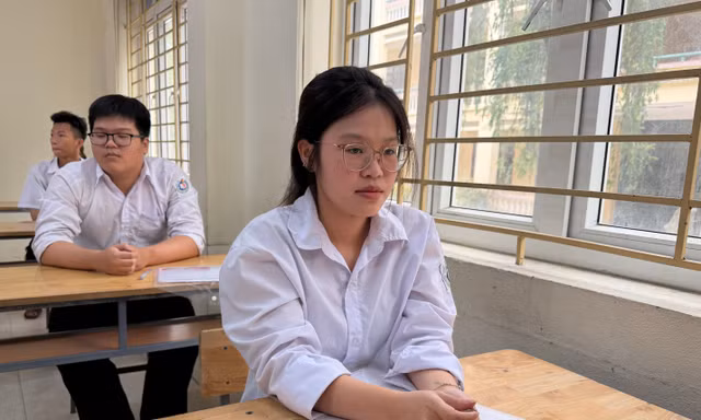 Điểm học bạ cao hơn điểm thi tốt nghiệp gần 3,5 điểm