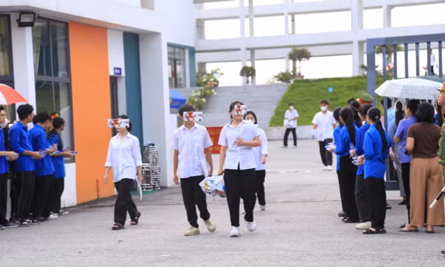 Nhiều bài thi tiếng Anh chuyên Tuyên Quang dưới mức trung bình