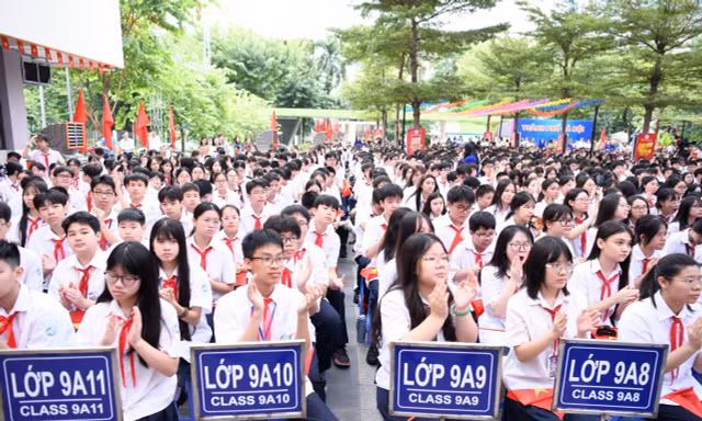 Sắp xếp trường học: Giảm đầu mối, liệu có tăng áp lực lên học sinh?