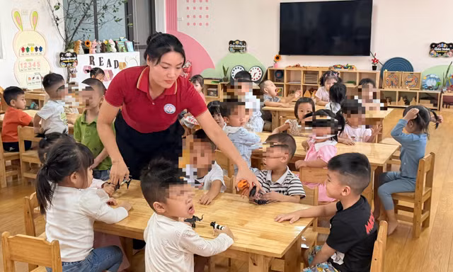 Một hiệu trưởng quản lý các điểm trường ra sao sau sáp nhập?