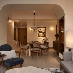 Những đường cong làm mềm căn hộ của gia đình bốn người